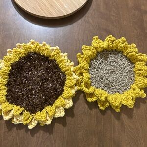 (2)Large Sunflower dollies